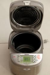 Nồi cơm điện Zojirushi2